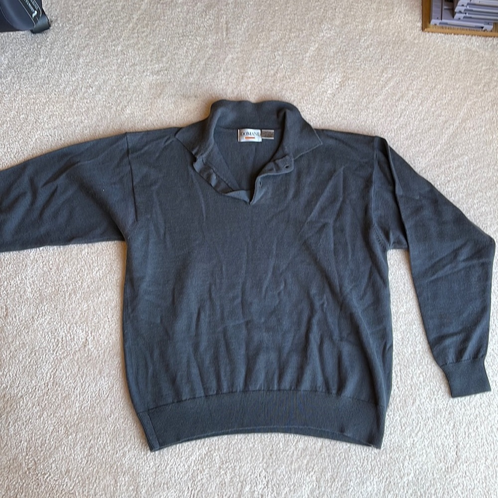 Domani Uomo Gray 100% Wool Sweater. Large